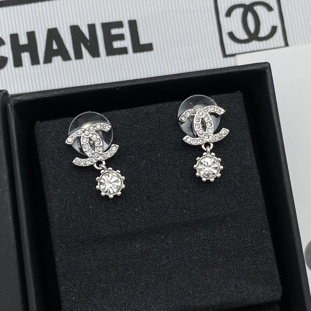 CCE607 Silver crystal CC logo drop earring - ccjewelryacc