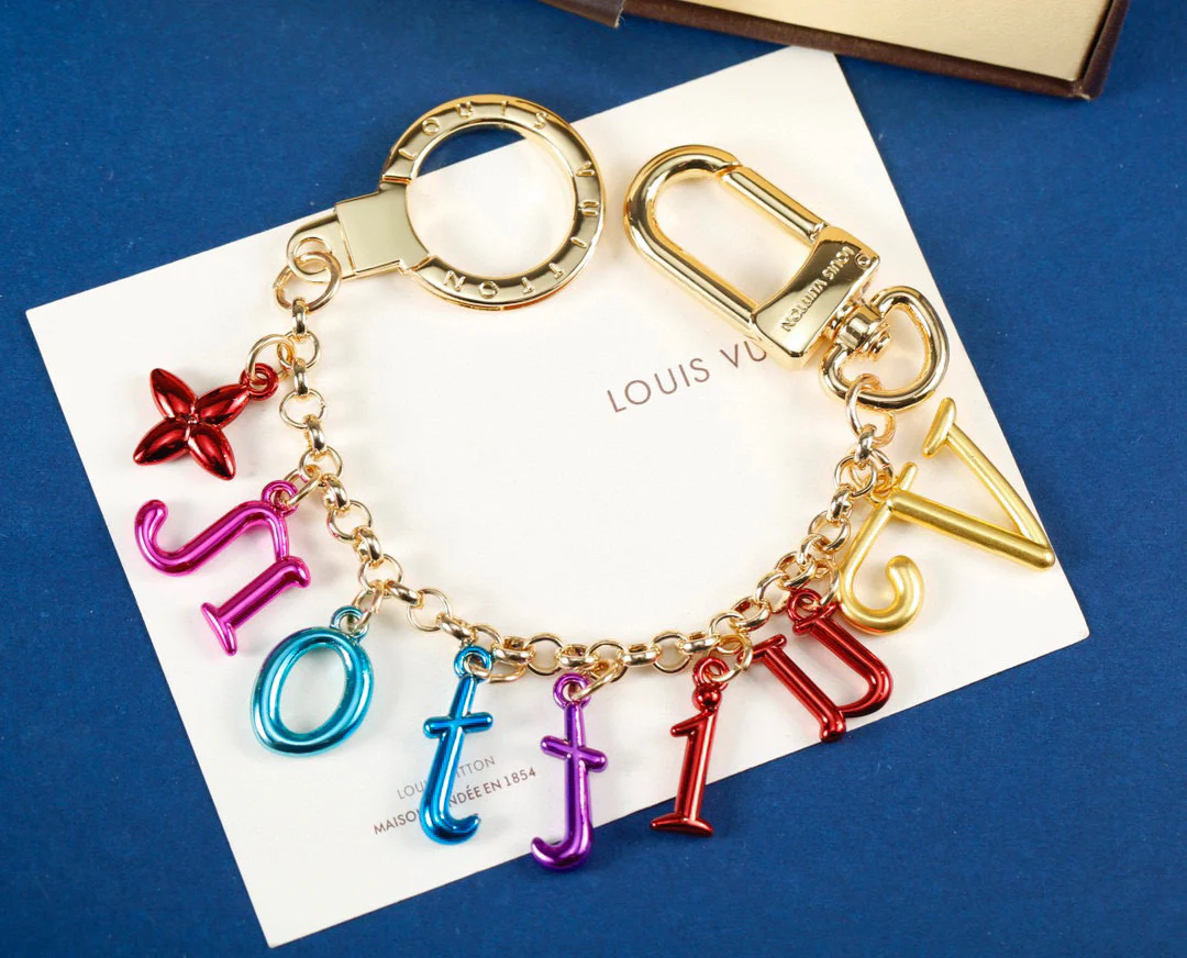 Luxury designer Keychain LVK021 - ccjewelryacc