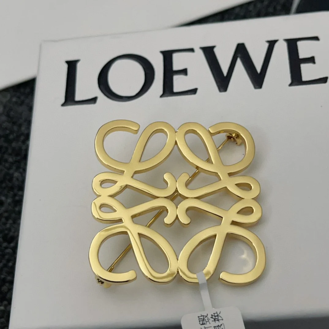 BLB003 Anagram brooch in metal - ccjewelryacc