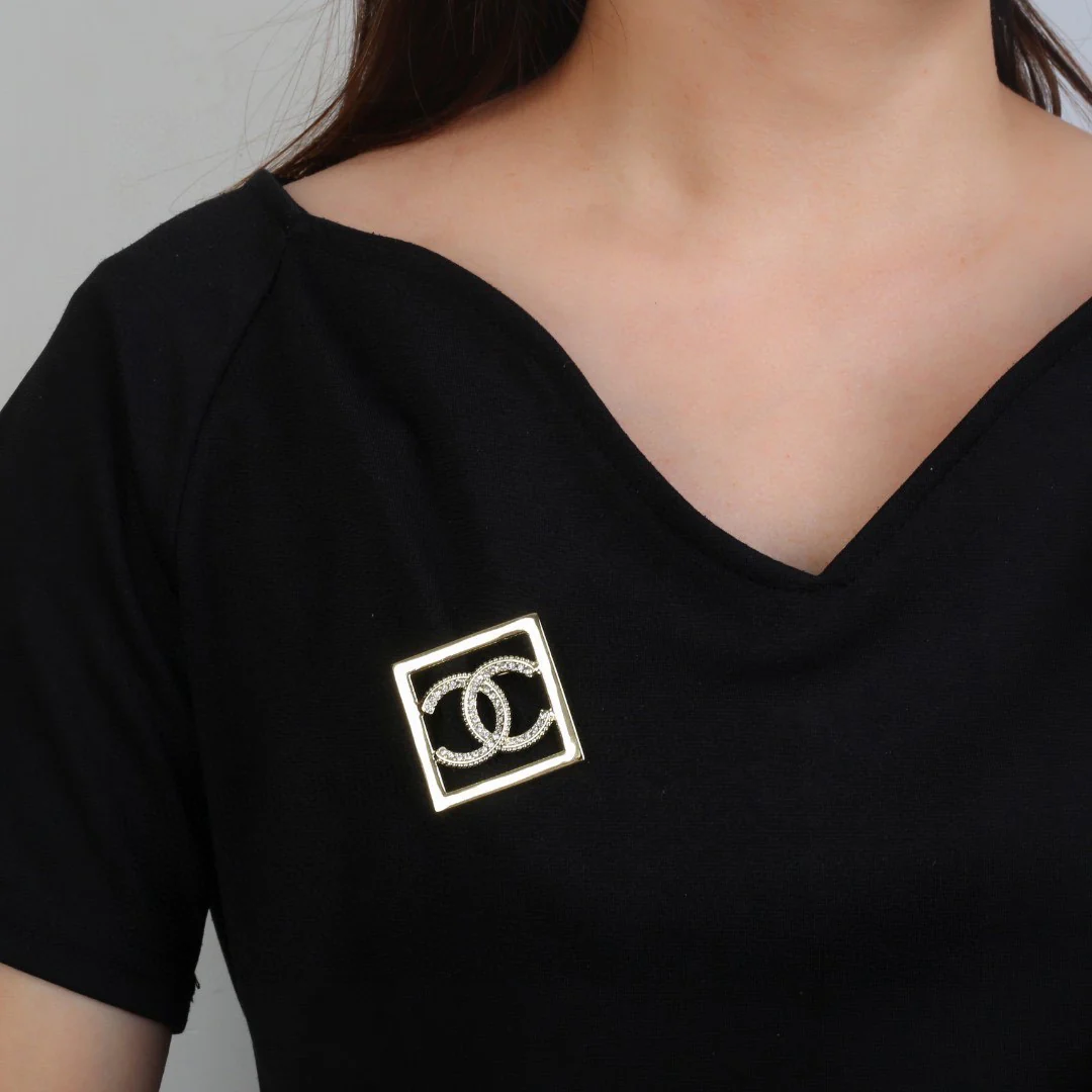 BCB339 Metal Square hollow-out with crystal CC logo brooch pin - ccjewelryacc