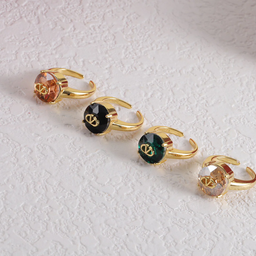 VTR005 Valentino Garavani Vlogo Signature Crystal-embellished Ring - ccjewelryacc