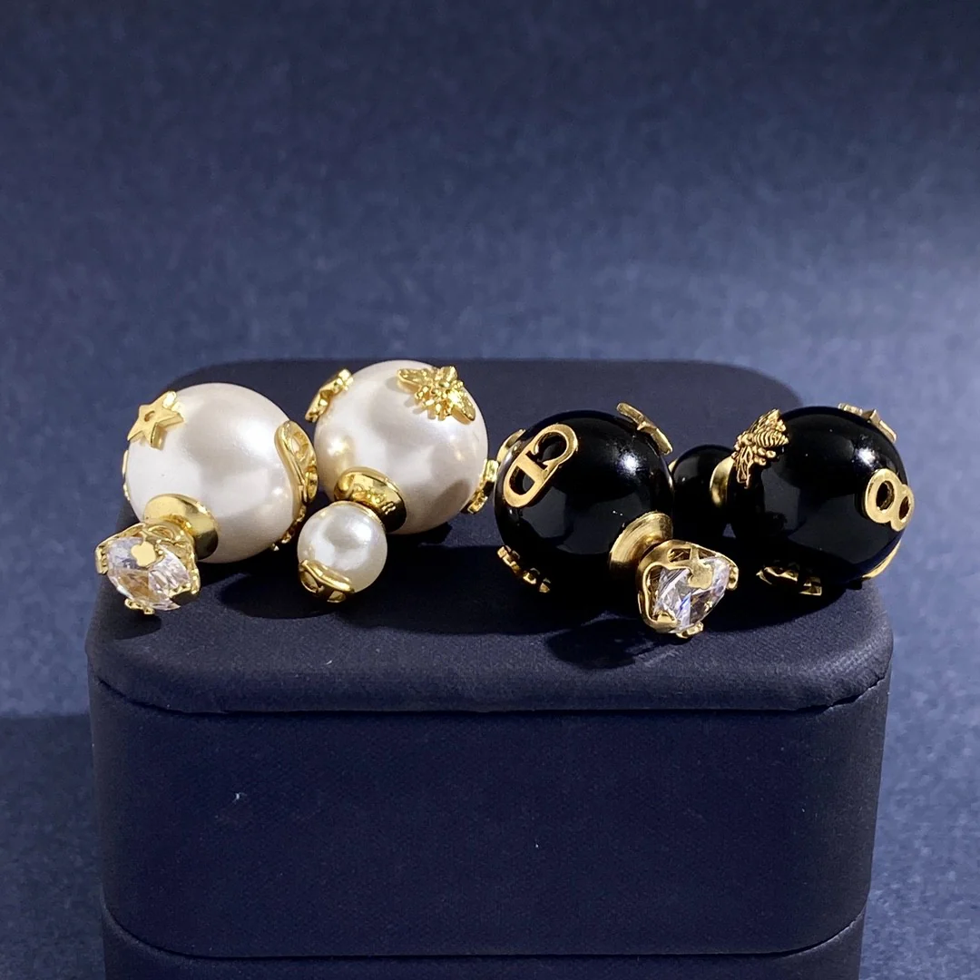 CDE248 CD pearl clover and bee Tribales earrings - ccjewelryacc