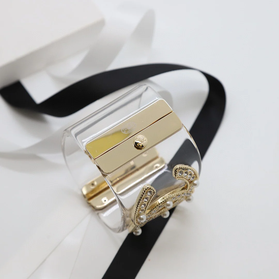 CCS067 Acrylic chanel cuff - ccjewelryacc