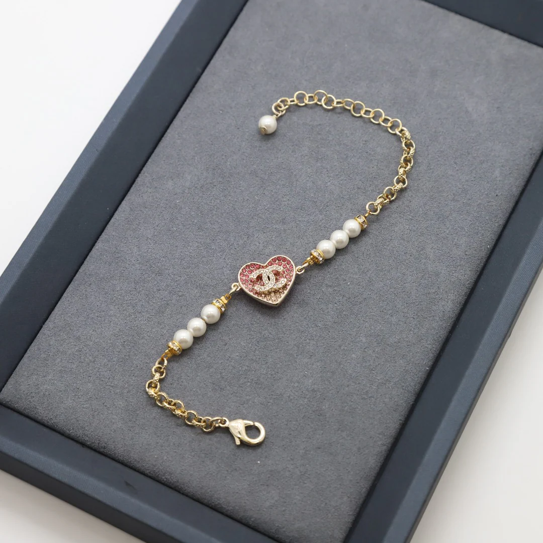 CCS007 chanel heart bracelet - ccjewelryacc