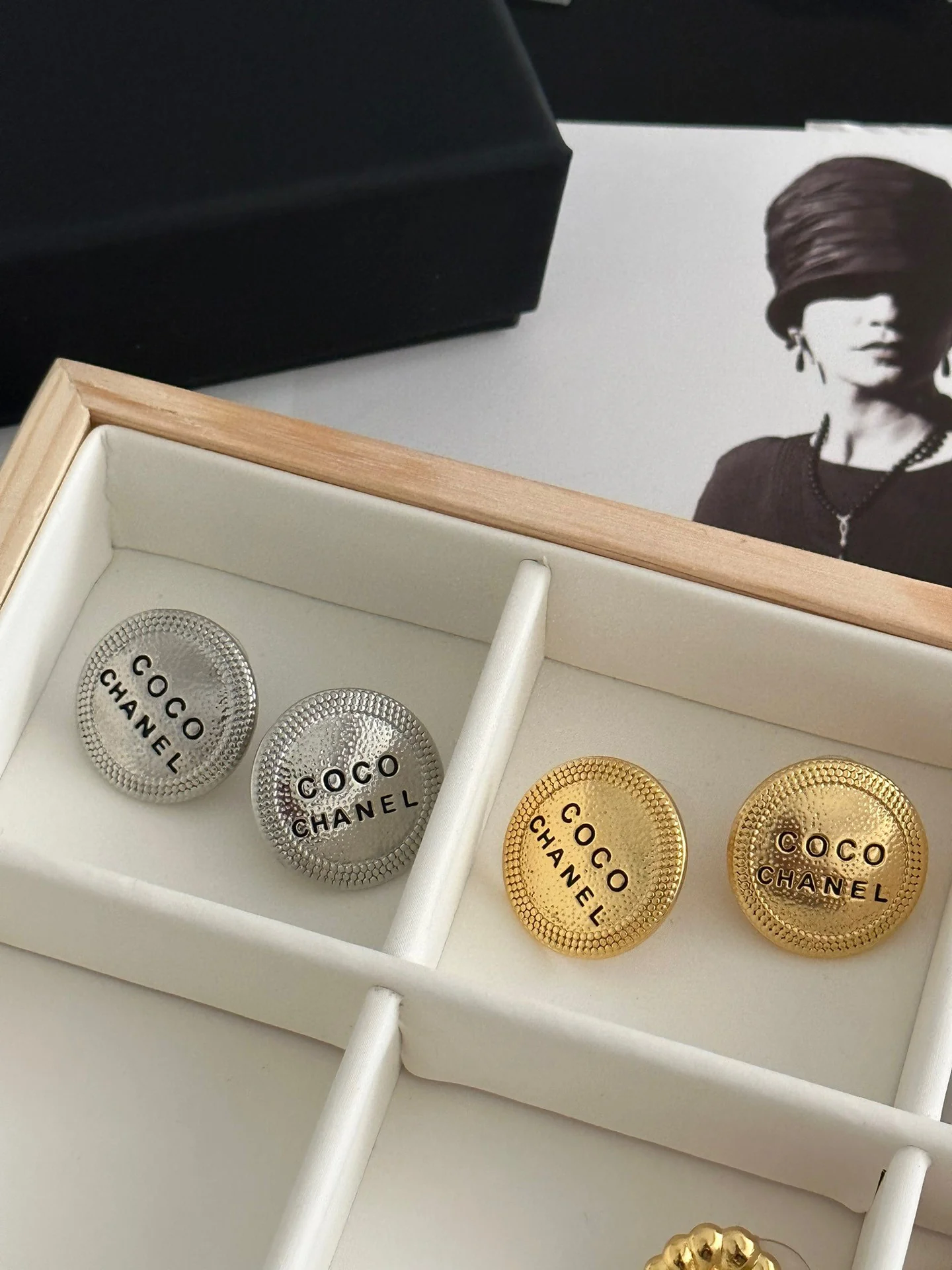 CCE678 Vintage cc Earring For Women - ccjewelryacc