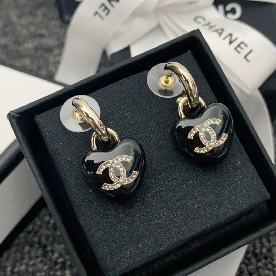 CCN006 CC Black Heart Necklace - ccjewelryacc