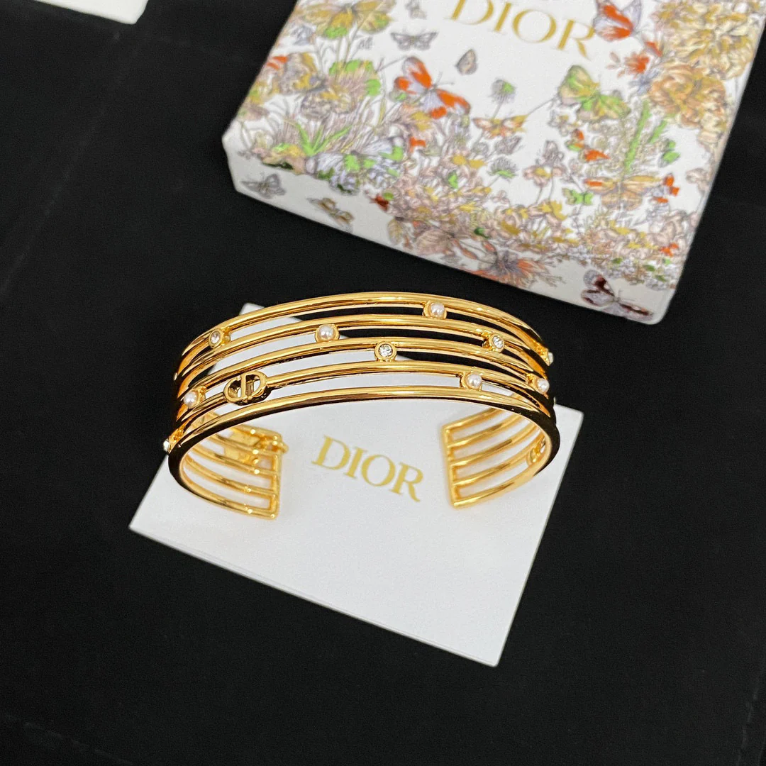 CDS096 High Quality Bracelet for Women - ccjewelryacc