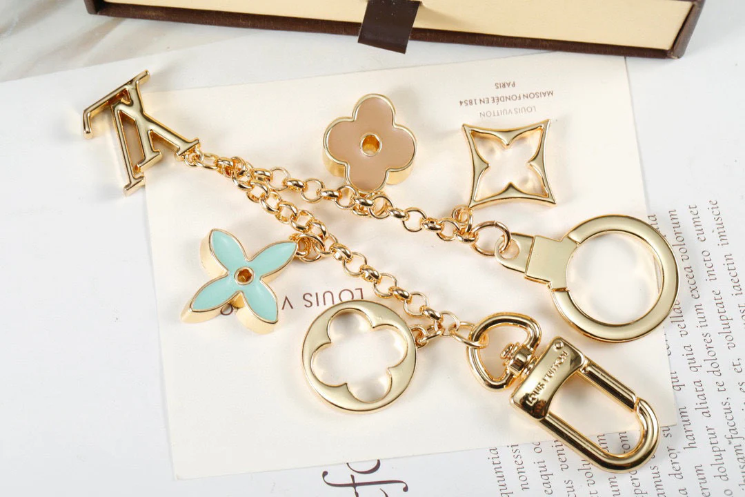 Luxury designer Keychain LVK047 - ccjewelryacc