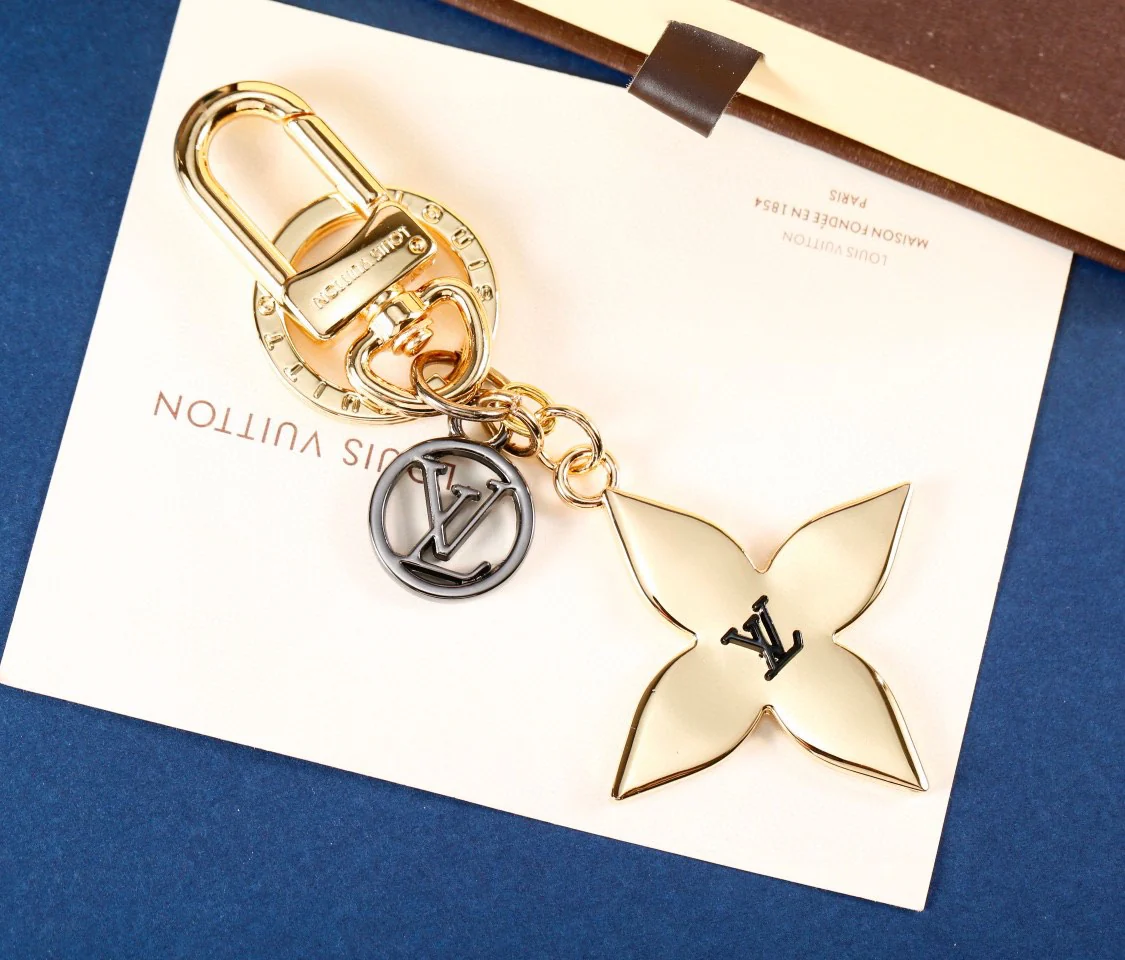 Luxury designer Keychain LVK009 - ccjewelryacc