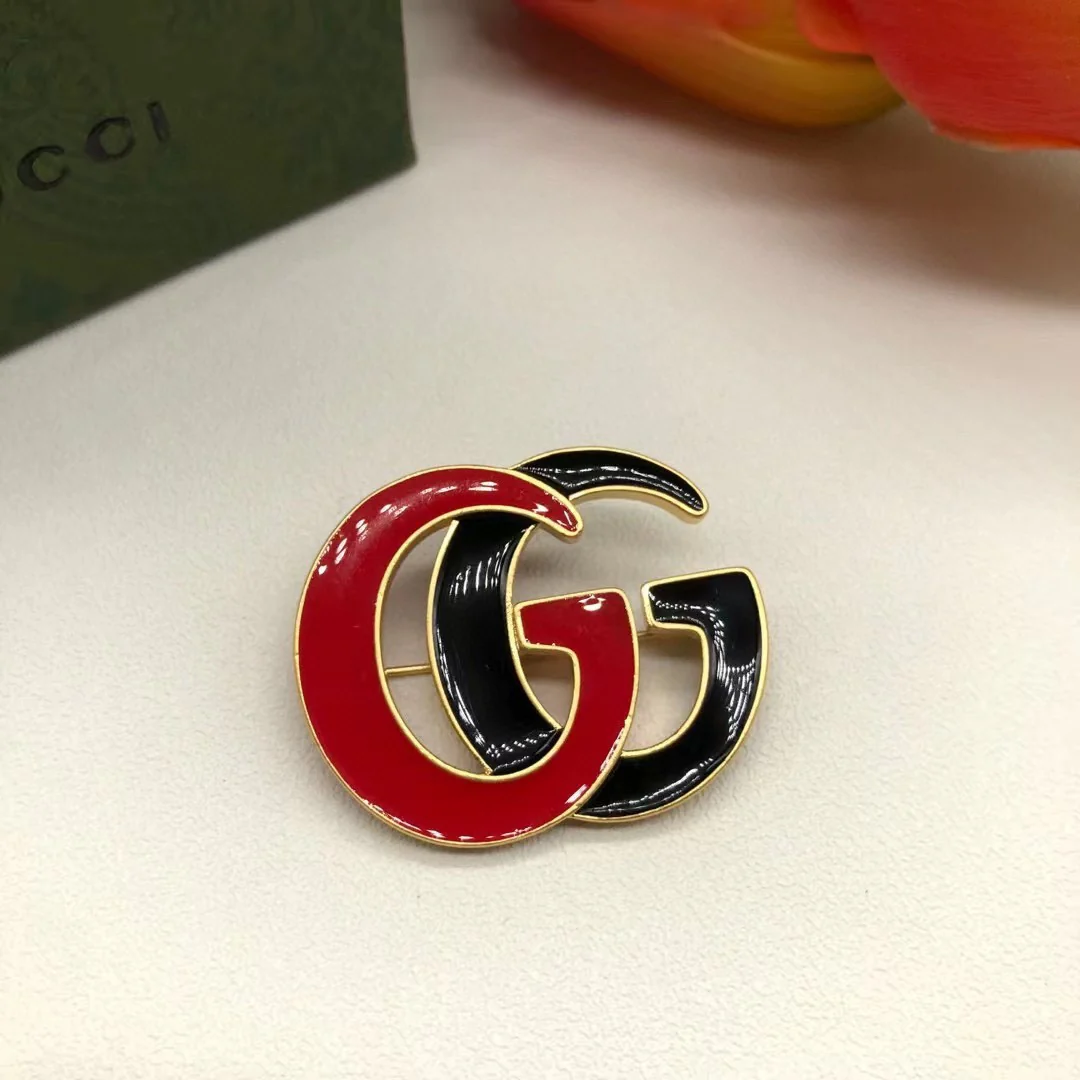 GGB019 Black and red double G brooch pin - ccjewelryacc