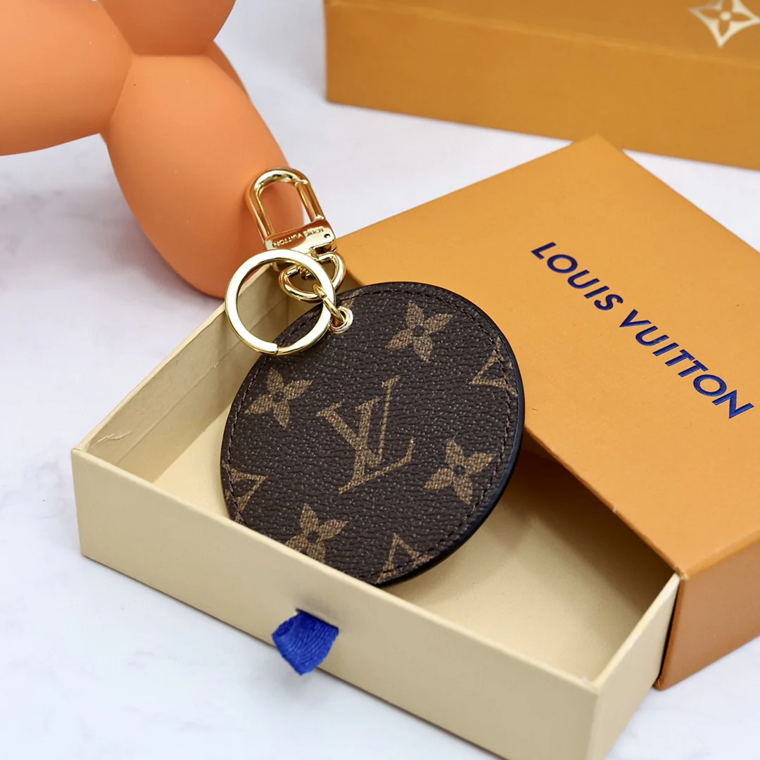 Luxury designer Keychain LVK014 - ccjewelryacc