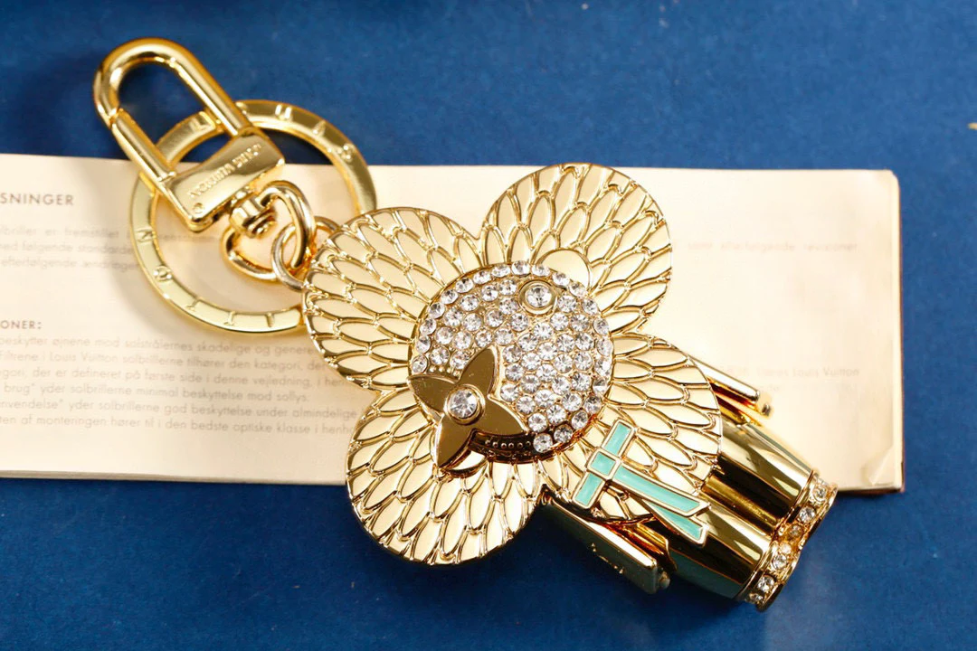 Luxury designer Keychain LVK033 - ccjewelryacc