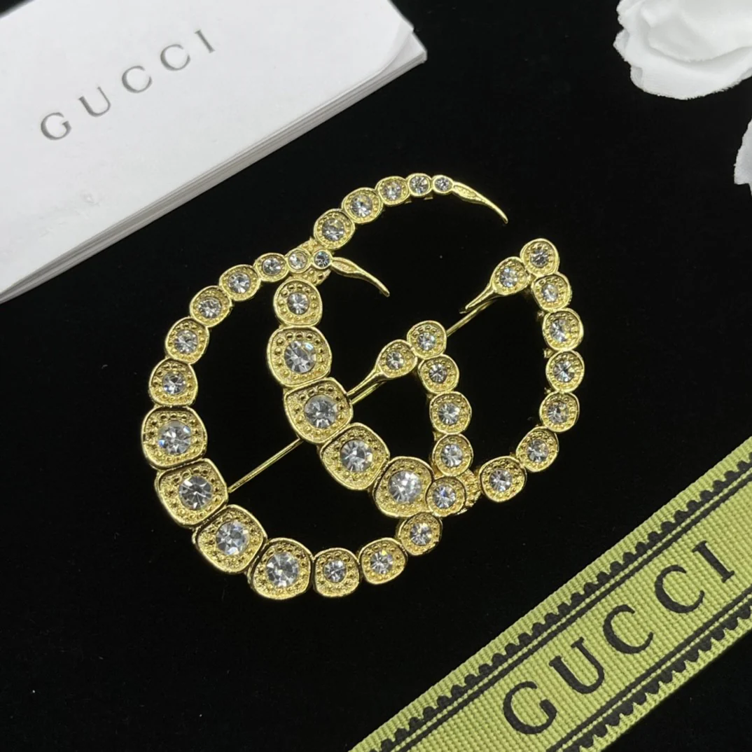 GGB039 Metal crystal GG brooch pin - ccjewelryacc