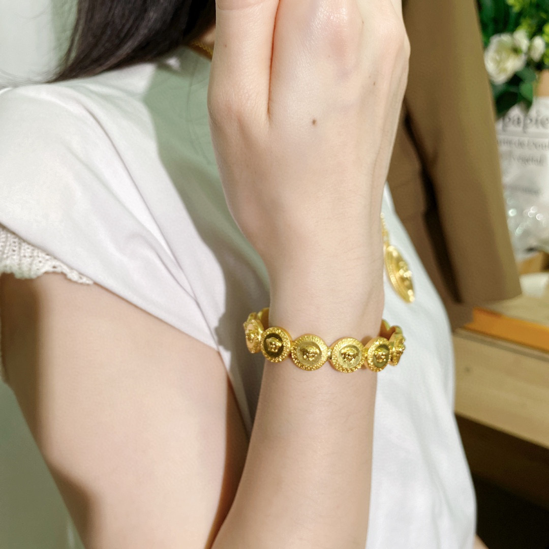 VSS012 Versace medusa bracelet - ccjewelryacc