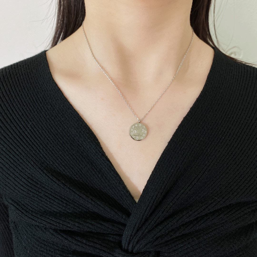 LVN093 Designer Monogram Blade Diamond Necklace For Men - ccjewelryacc