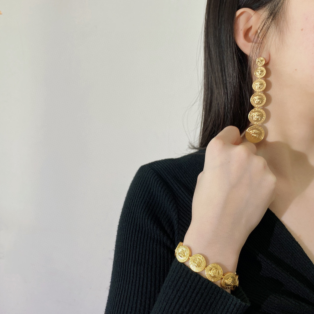 VSS009 Versace medusa bracelet - ccjewelryacc