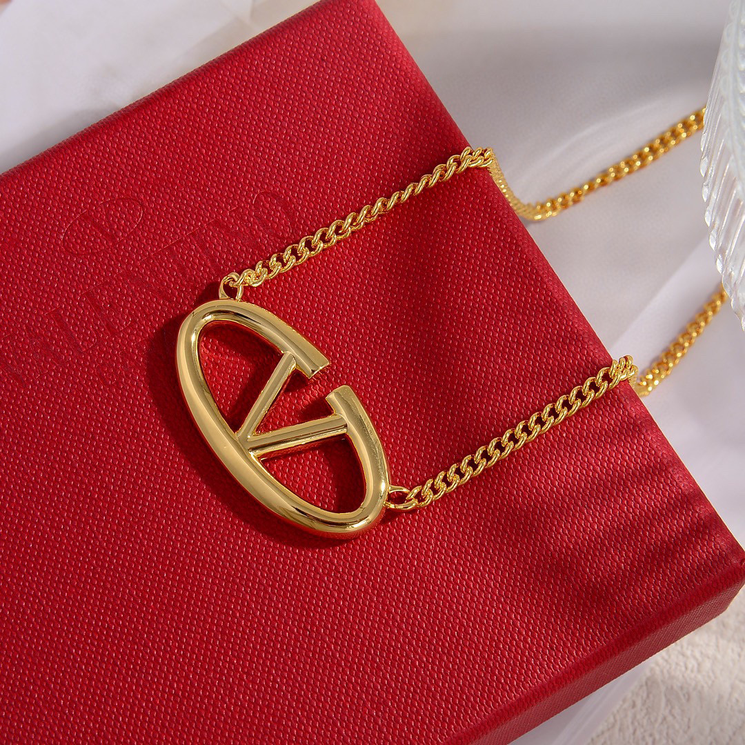 VTN025 Valentino Garavani V Logo Pendant Necklace - ccjewelryacc