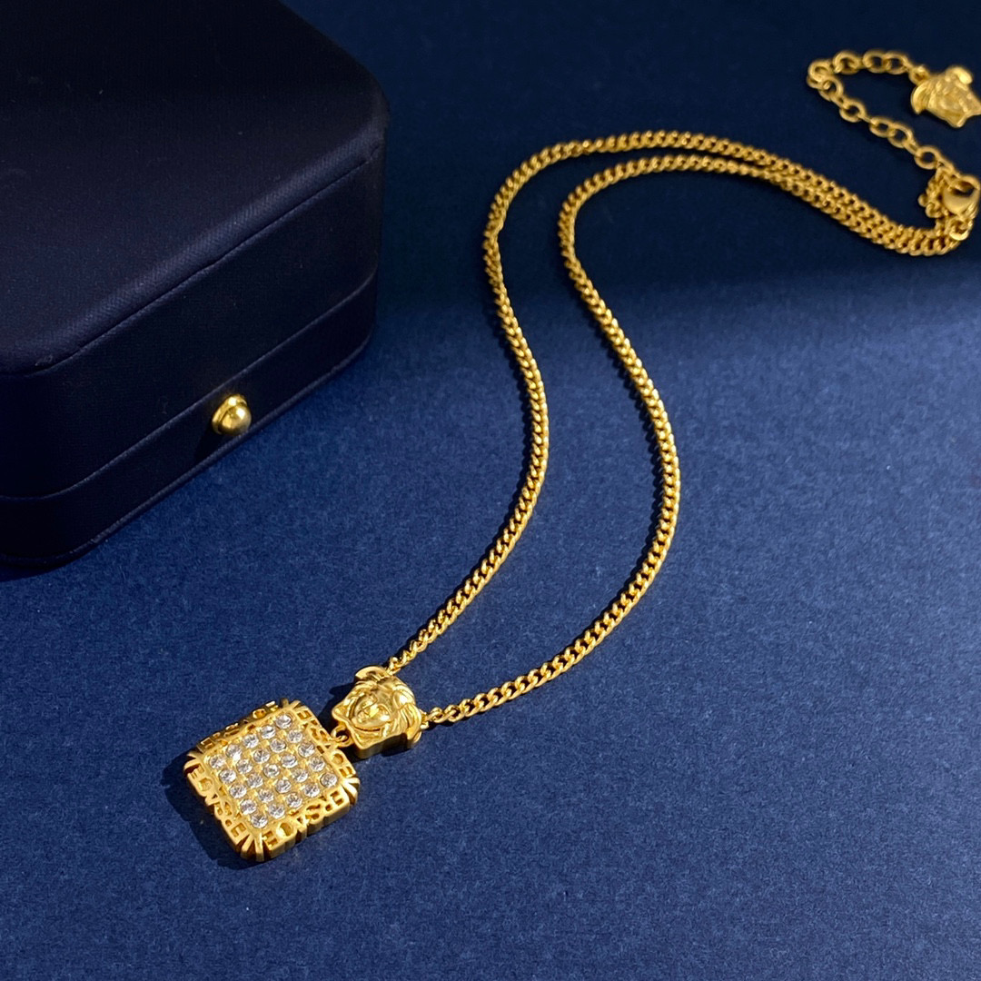 VSN044 versace pendant necklace - ccjewelryacc
