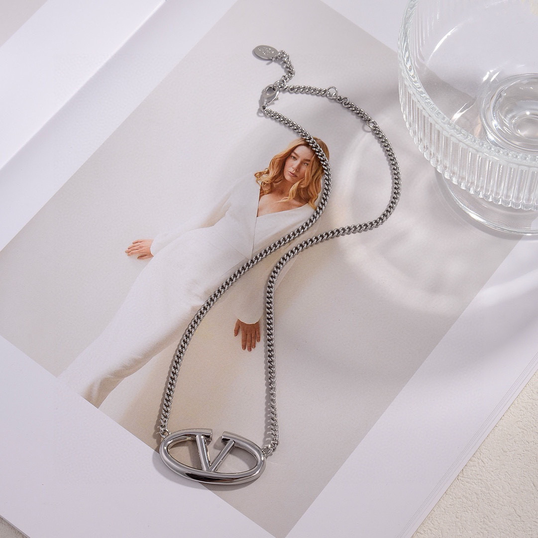 VTN025 Valentino Garavani V Logo Pendant Necklace - ccjewelryacc