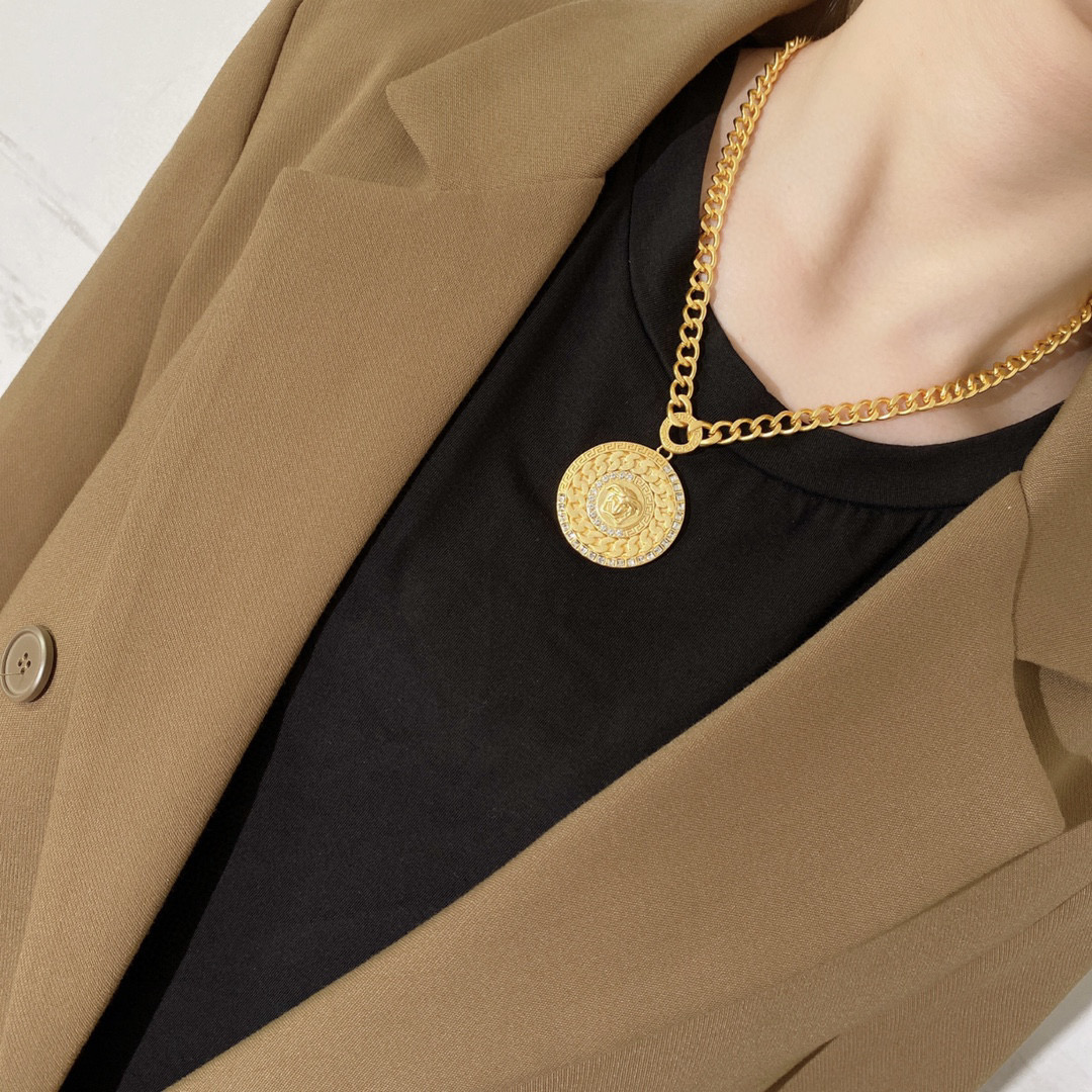 VSN048 Versace gold medusa necklace - ccjewelryacc