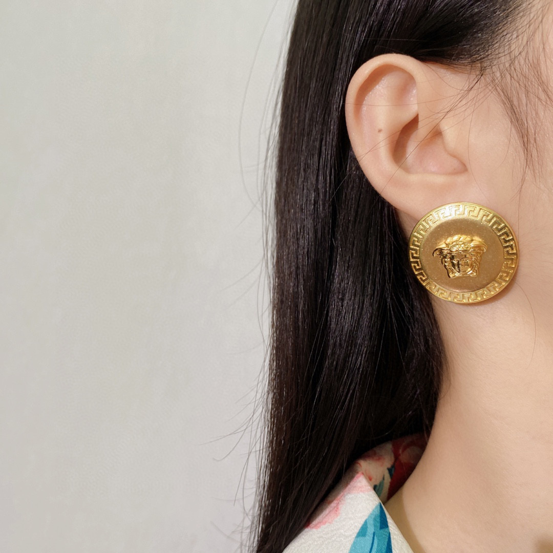 VSE031 Versace medusa head earrings - ccjewelryacc