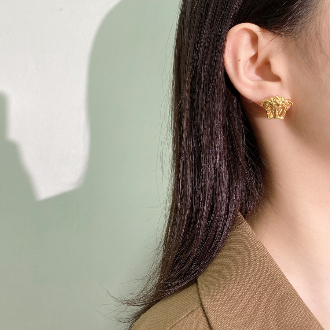 VSE033 Versace medusa head stud earrings - ccjewelryacc