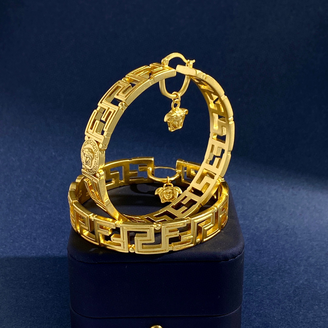 VSE028 Versace x Fandi FF hoop earrings in metal gold - ccjewelryacc