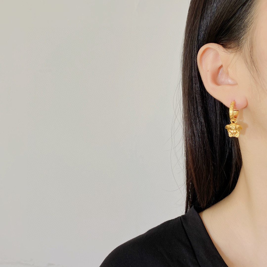 VSE034 Versace greca and medusa drop earrings - ccjewelryacc