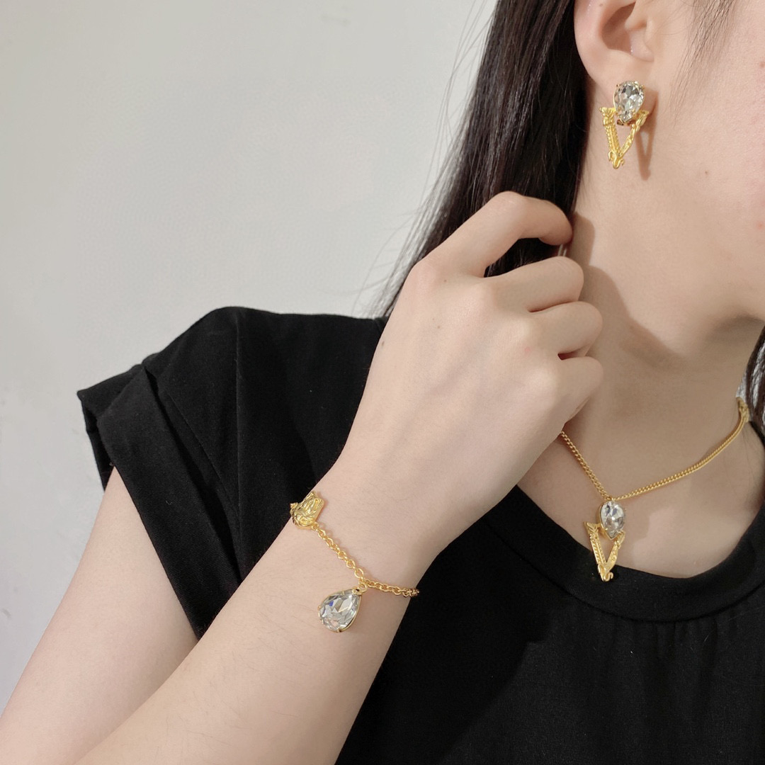 VSE053 Versace virtus stud earrings clip - ccjewelryacc