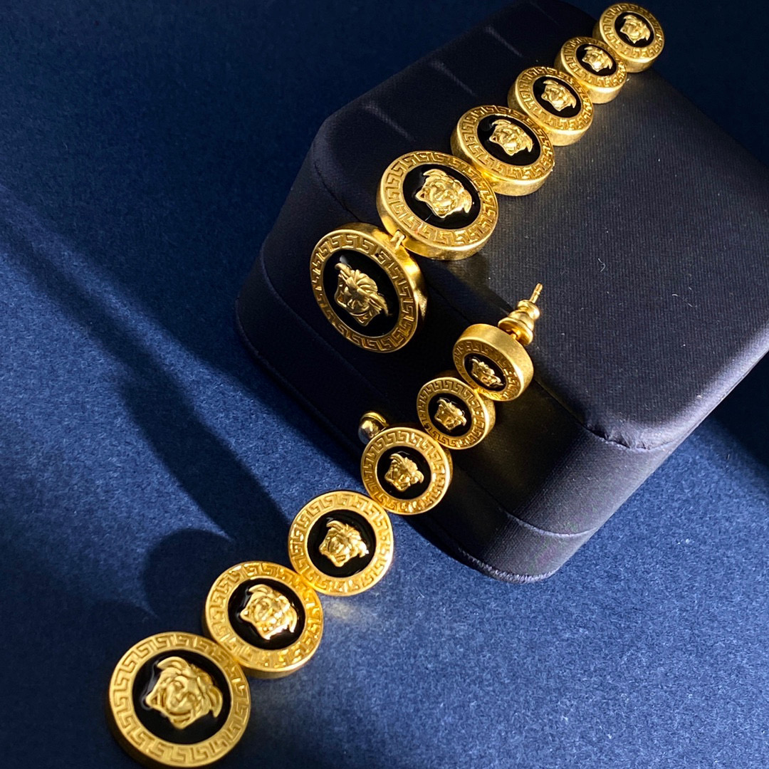 VSE052 Medusa versace earrings - ccjewelryacc