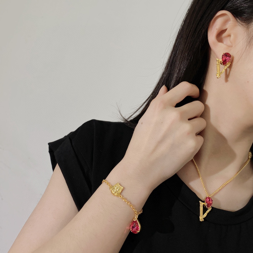 VSE053 Versace virtus stud earrings clip - ccjewelryacc