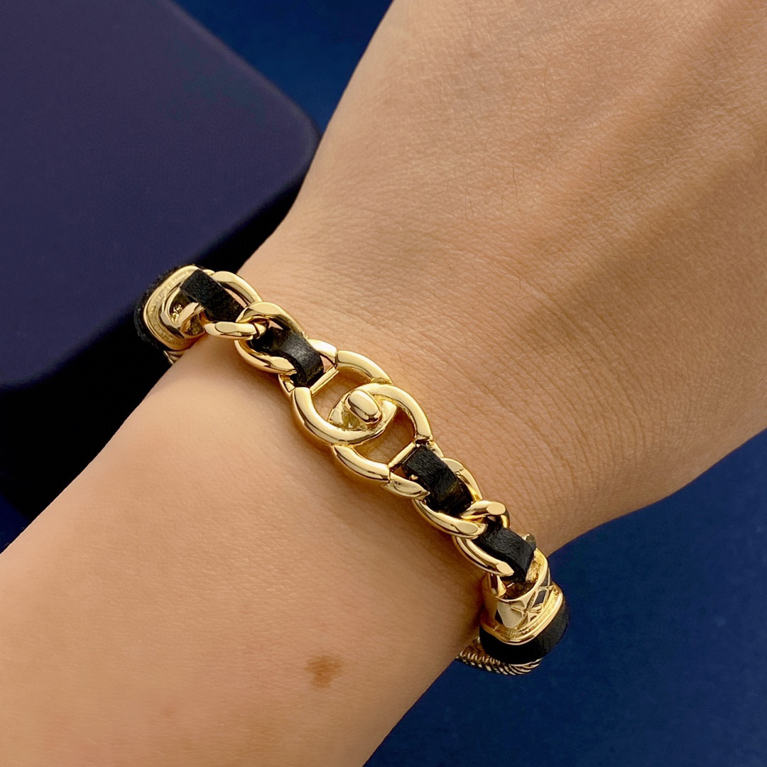 CCS111 Metal leater CC chain Bracelet - ccjewelryacc