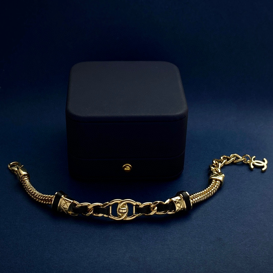 CCS111 Metal leater CC chain Bracelet - ccjewelryacc