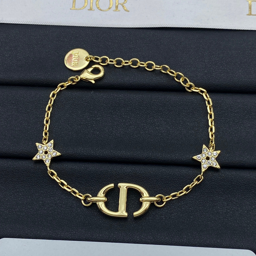 CDS100 Petit CD Necklace for Women - ccjewelryacc