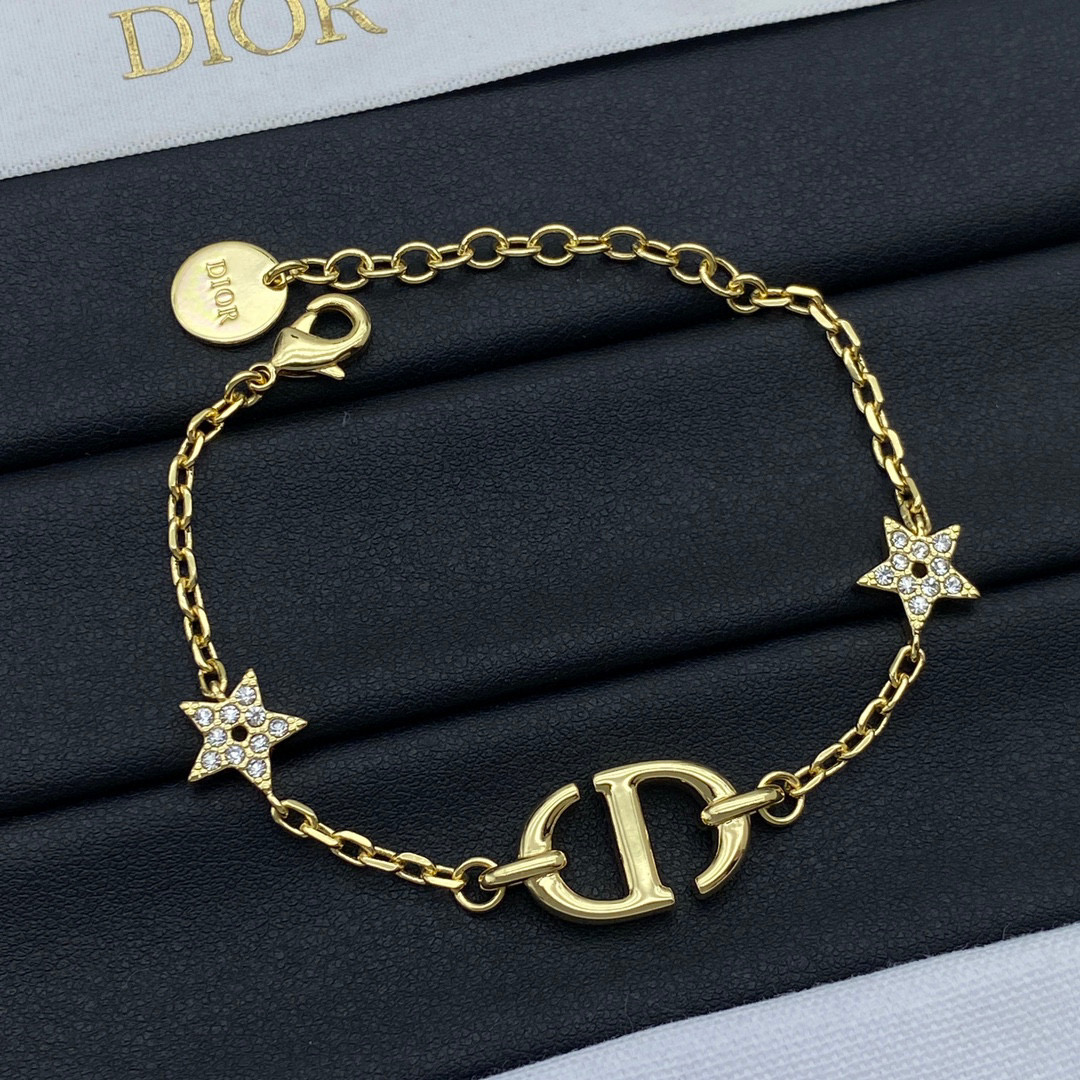 CDS100 Petit CD Necklace for Women - ccjewelryacc