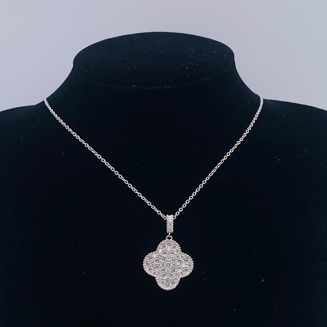 VCN053 Van cleef & arpels vintage magic alhambra pendant woman - ccfashionjewelry