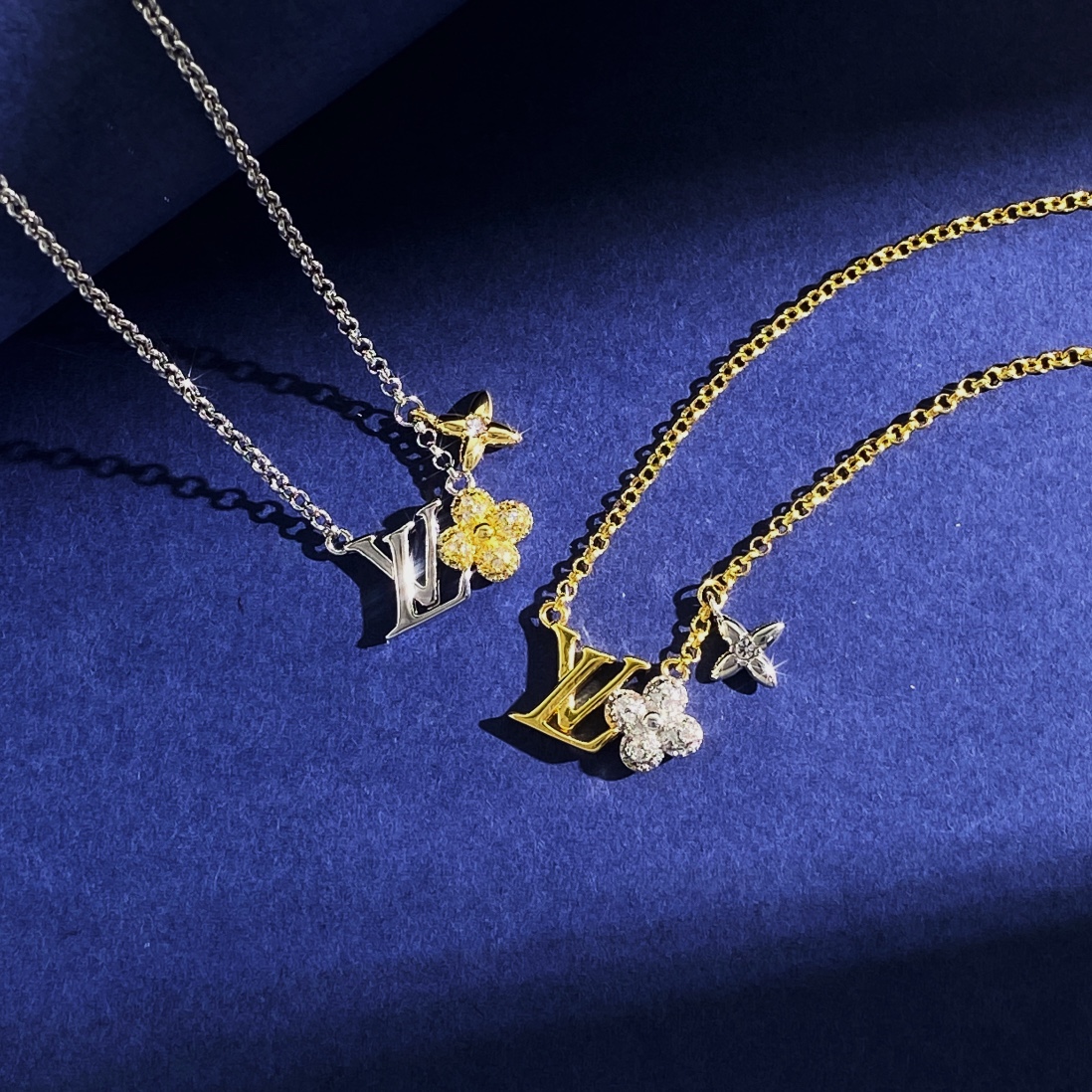 LVN012 LV FLowergram Necklace with crystal - ccjewelryacc