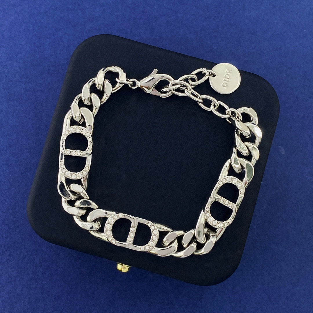 CDS102 Petit CD Necklace for Women - ccjewelryacc