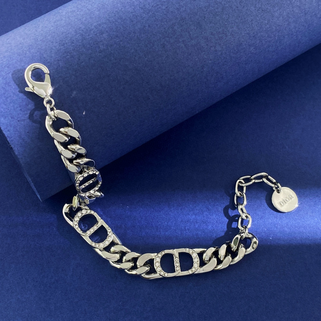 CDS102 Petit CD Necklace for Women - ccjewelryacc