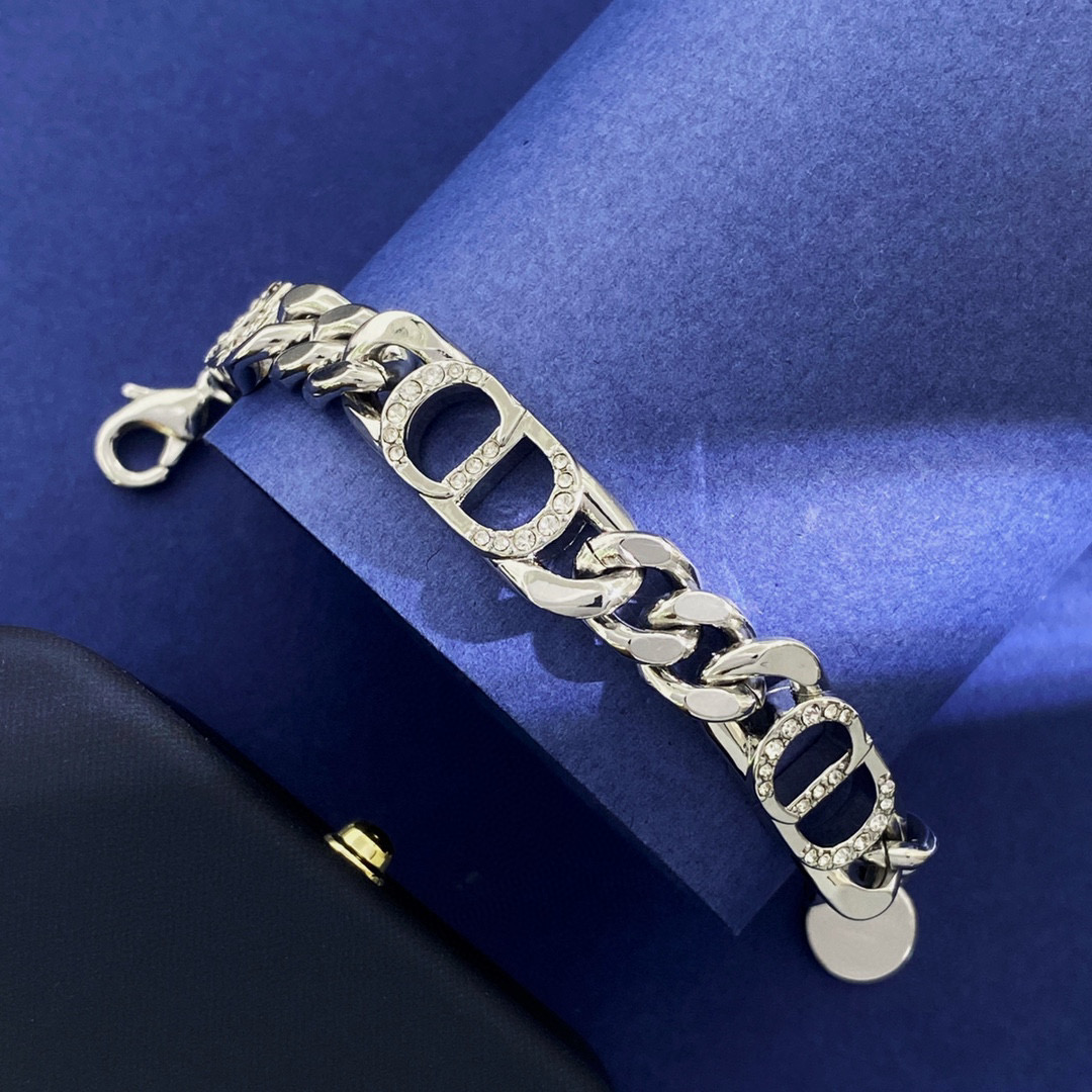 CDS102 Petit CD Necklace for Women - ccjewelryacc