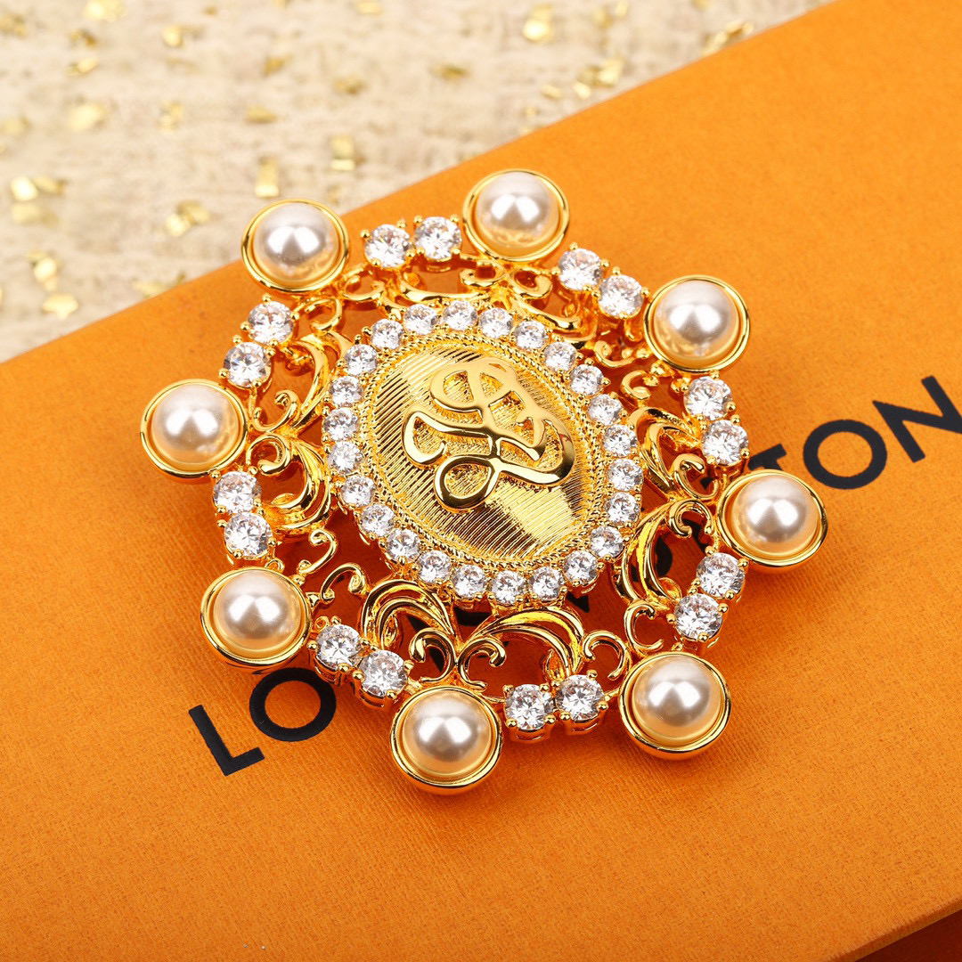 LVB007 Vintage V,L Brooch pin - ccjewelryacc