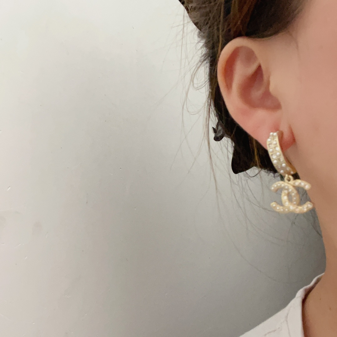 CCE180 Chanel crystal pearl crown drop earrings and necklace - ccjewelryacc