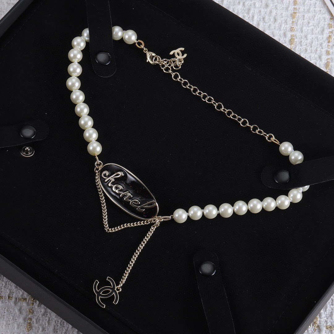 CCN377  CC Pendant Necklace - ccjewelryacc