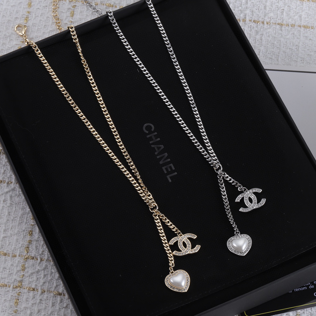CCN379 CC Pendant Necklace - ccjewelryacc