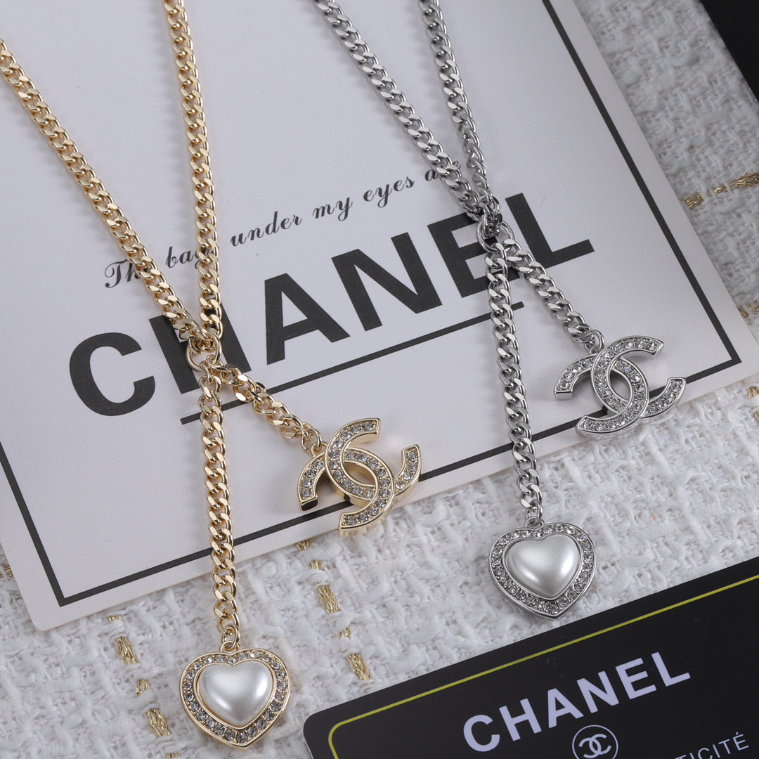 CCN379 CC Pendant Necklace - ccjewelryacc