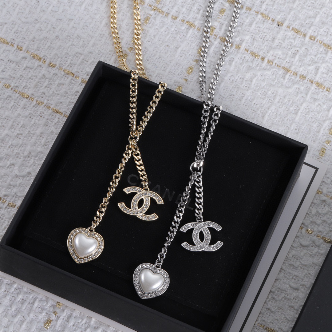 CCN379 CC Pendant Necklace - ccjewelryacc