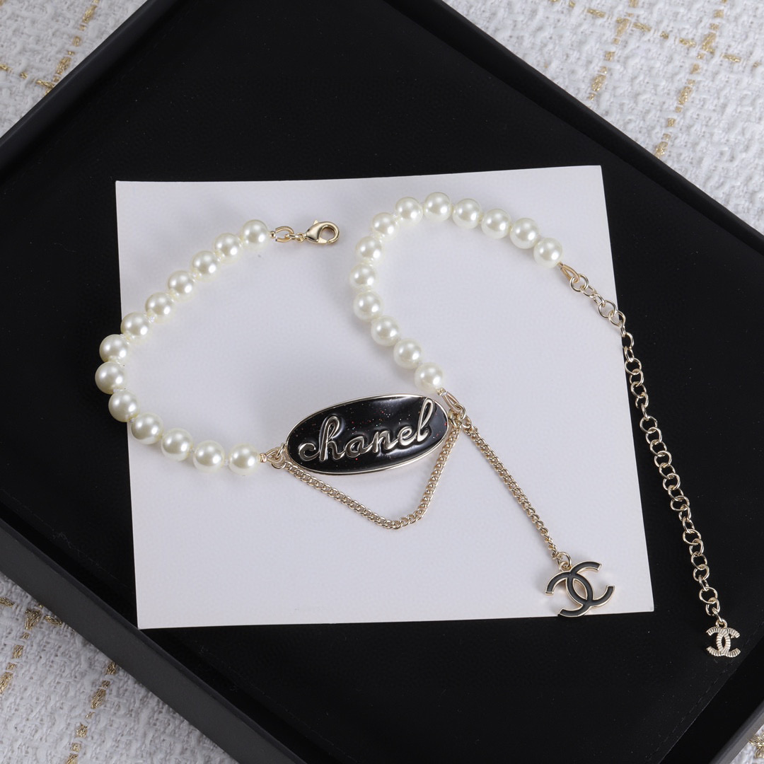 CCN377  CC Pendant Necklace - ccjewelryacc