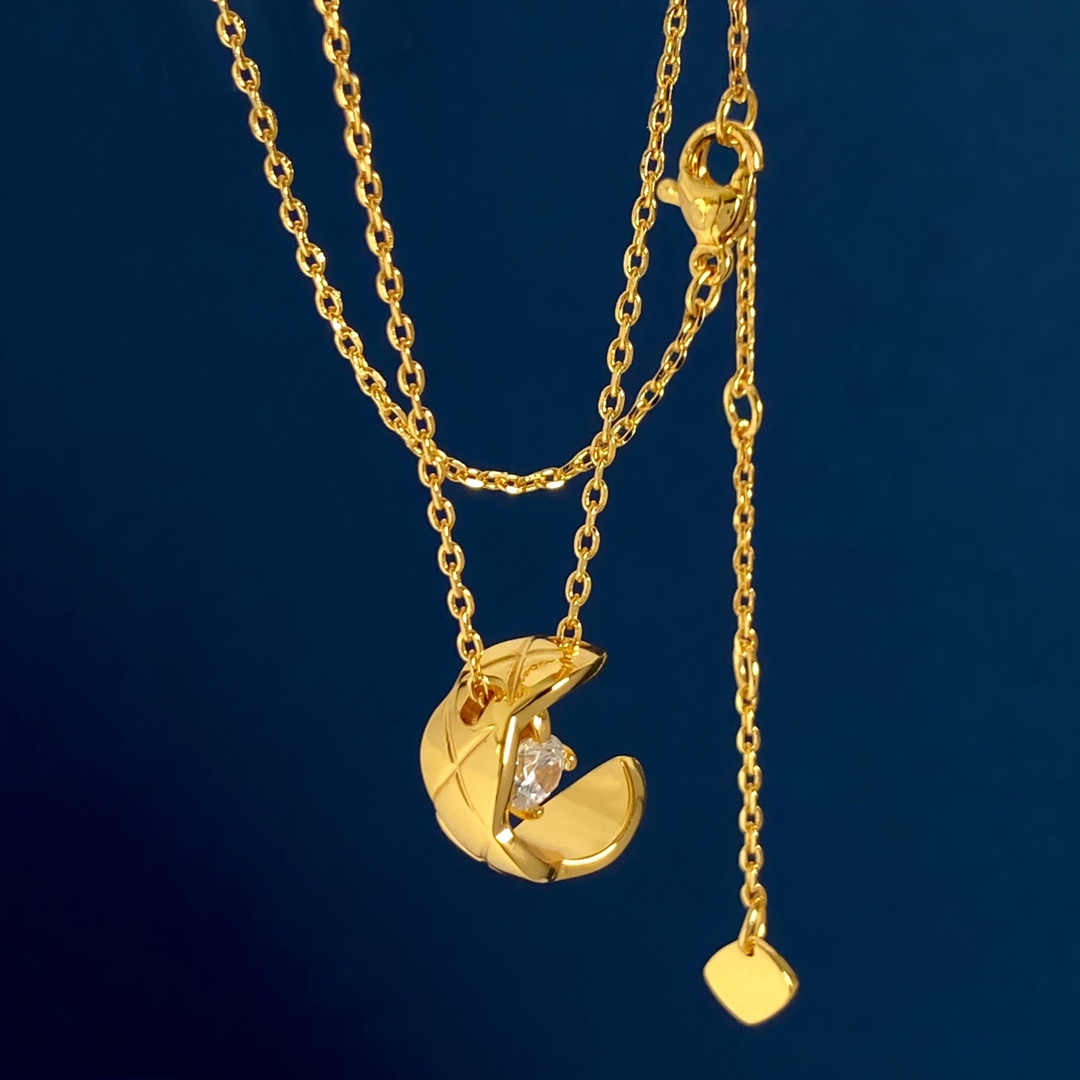 CCN258 Coco crush Quilted motif pendant Necklace - ccjewelryacc