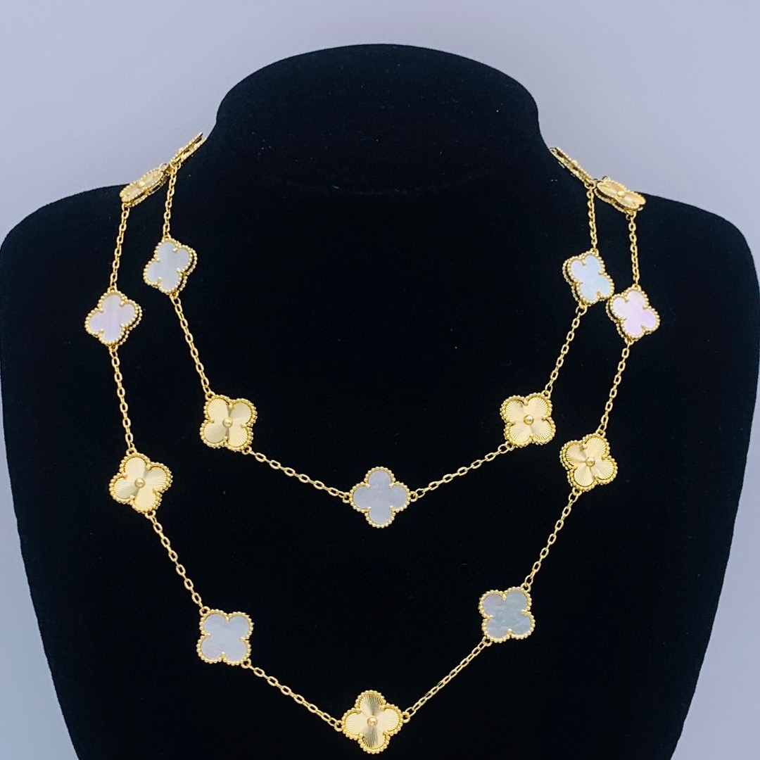 VCN070 Vca 20 motif necklace - ccjewelryacc