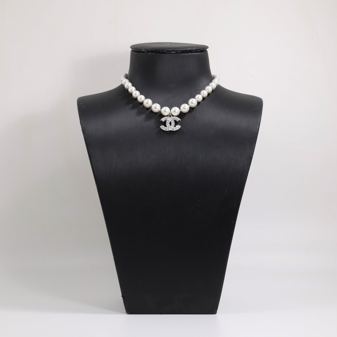 CCN415 COCO CC pearl choker necklace With Zircon Crystal CC logo - ccfashionjewelry
